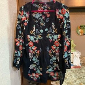 Johnny Was Tunic top